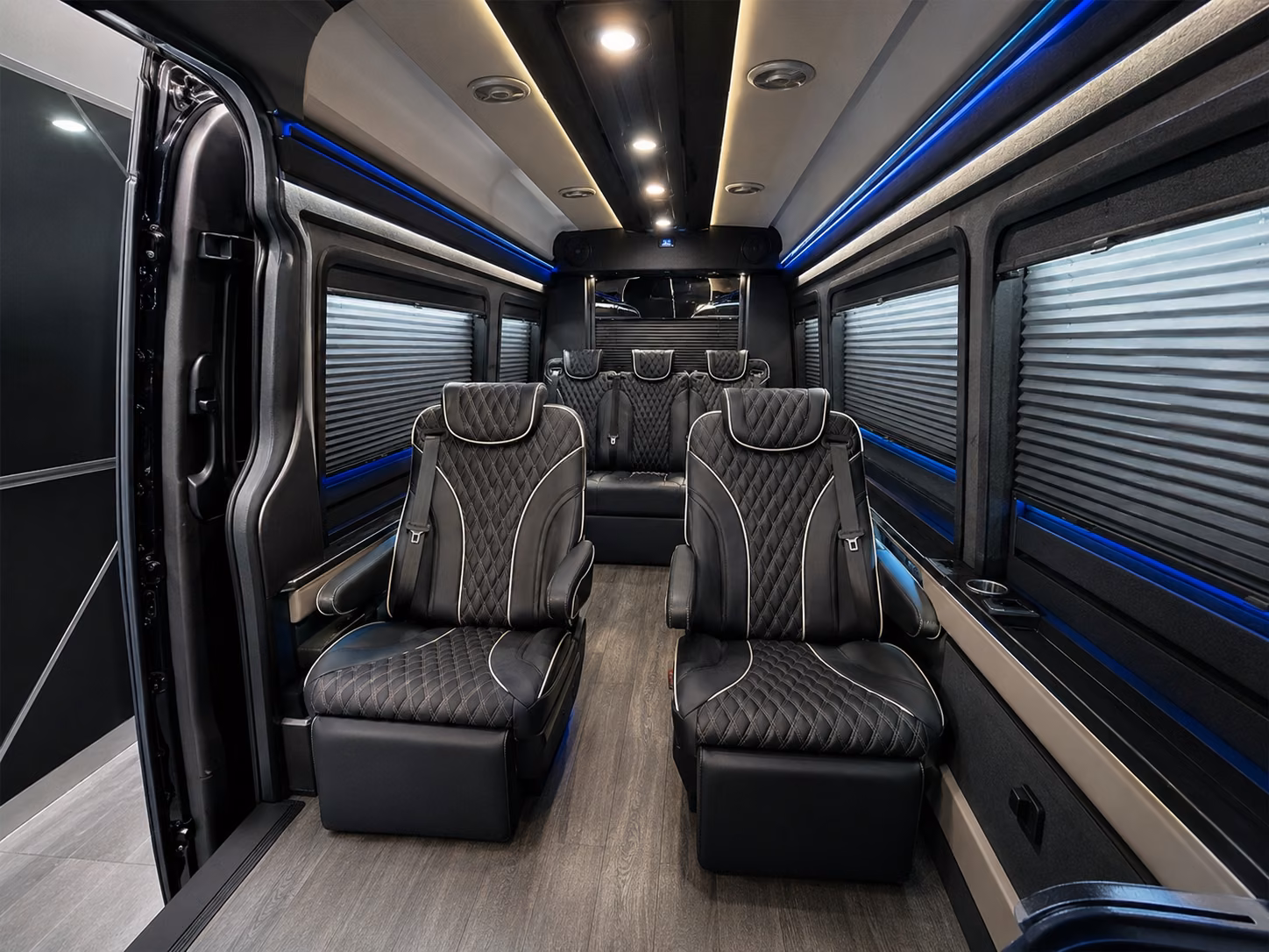 charterbusservicesdallas com makes corporate airport transfers to plano frisco and the north dallas corridor easy