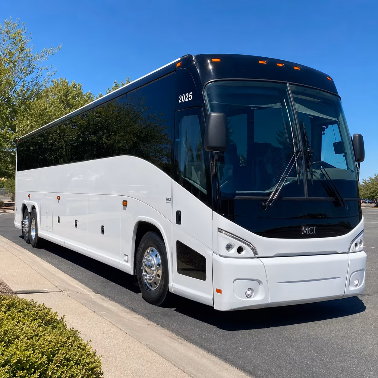 take a concert bus to dos equis pavilion inside fair park this summer